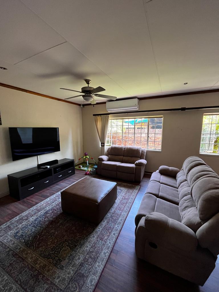 3 Bedroom Property for Sale in Irene Park North West